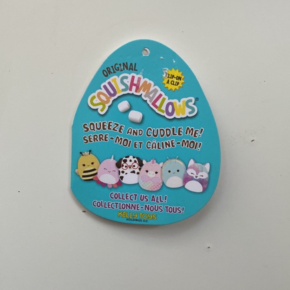 Rainbow unicorn Squishmallow keychain🦄 - Picture 4 of 6